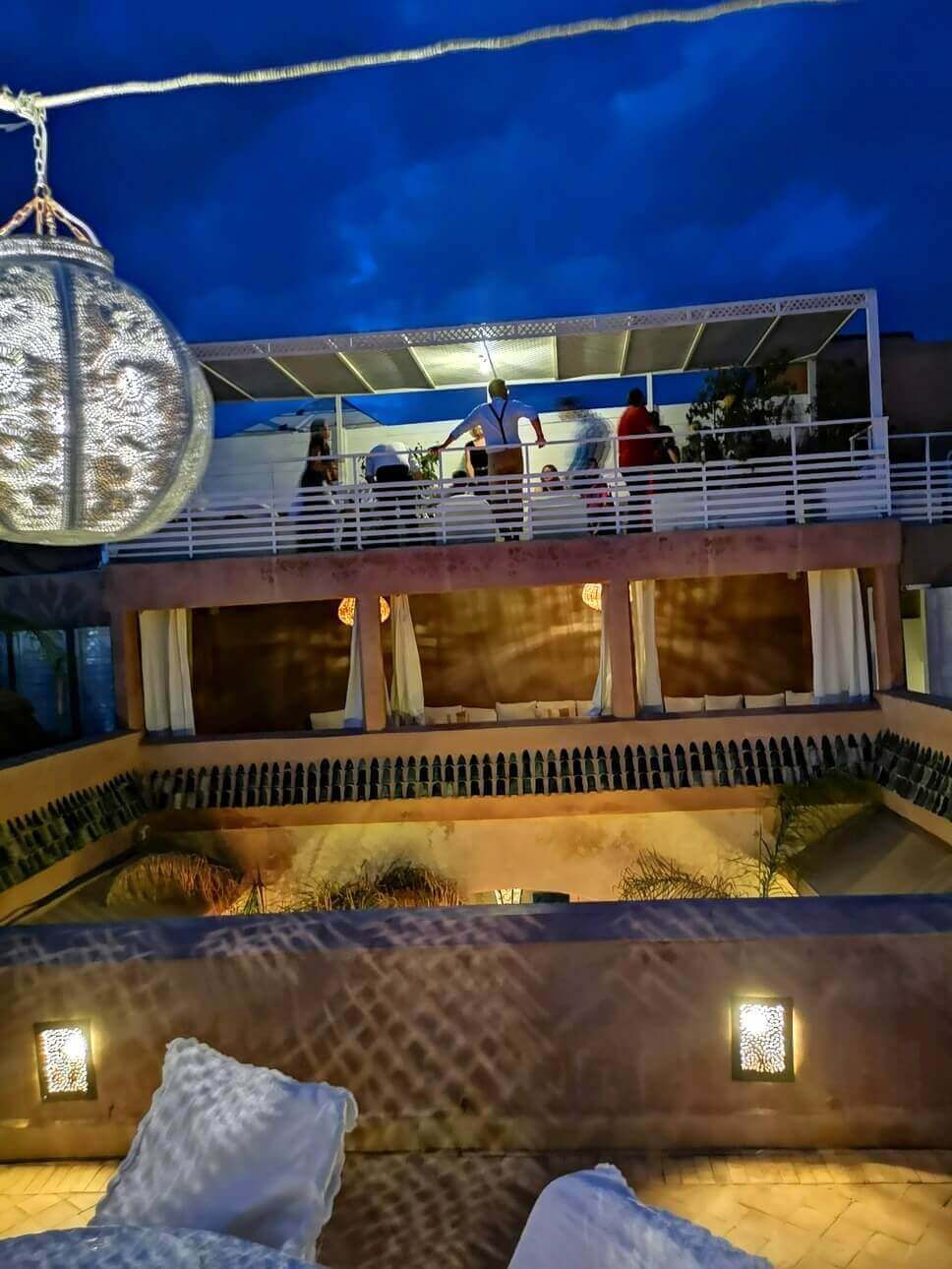 terrasse rooftop vue panoramique sur Marrakech